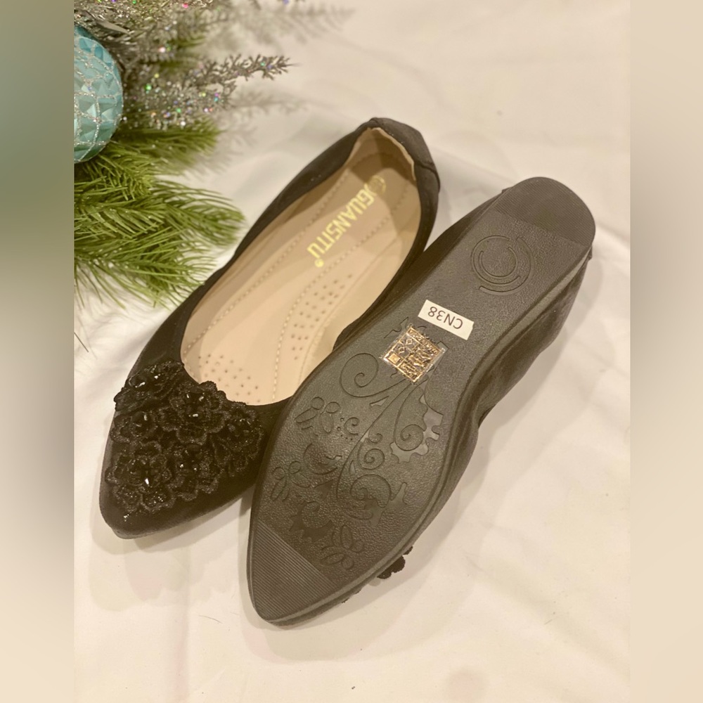 Ballet Flats - Picture 10 of 10